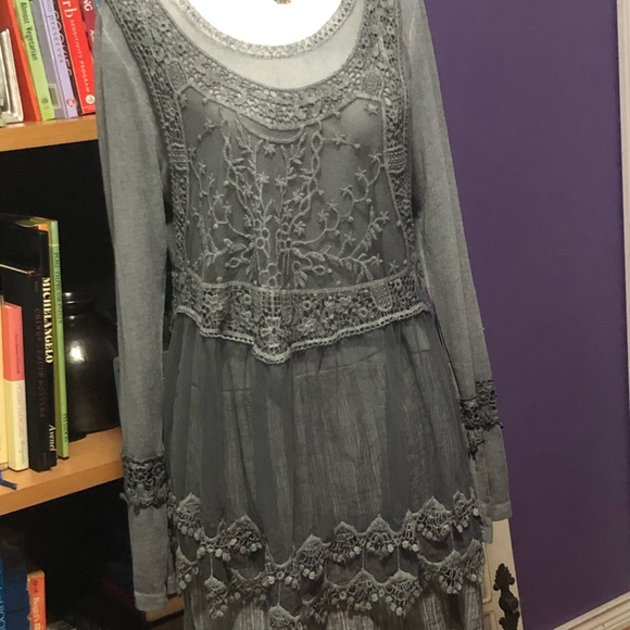 Violet & Ruby 2 Layer Ttnic Designed in France!! - Picture 3 of 13